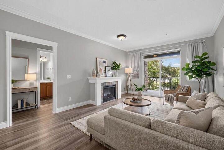 Property Photo: 12268 224 Street 211 BC V2X 6B8
