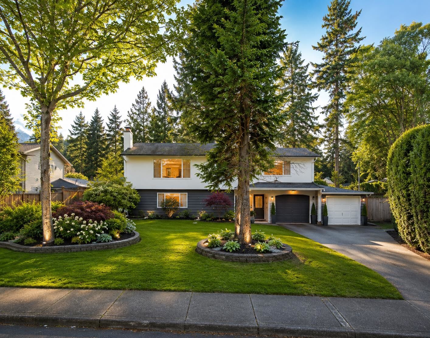 Property Photo: 20670 46 Avenue BC V3A 3H9