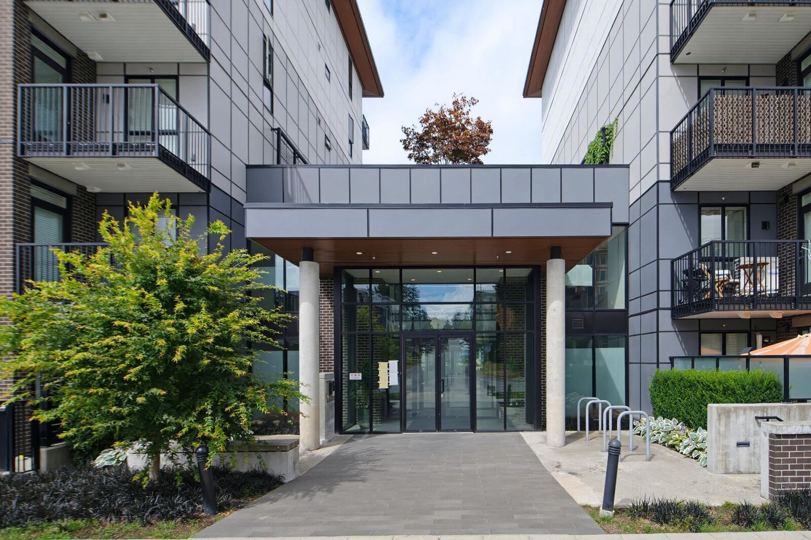 Property Photo: 750 Dogwood Street 220 BC V3J 4B7