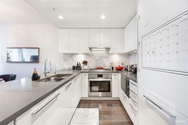 Property Photo:  5638 Birney Avenue 300  BC V6S 0H8 