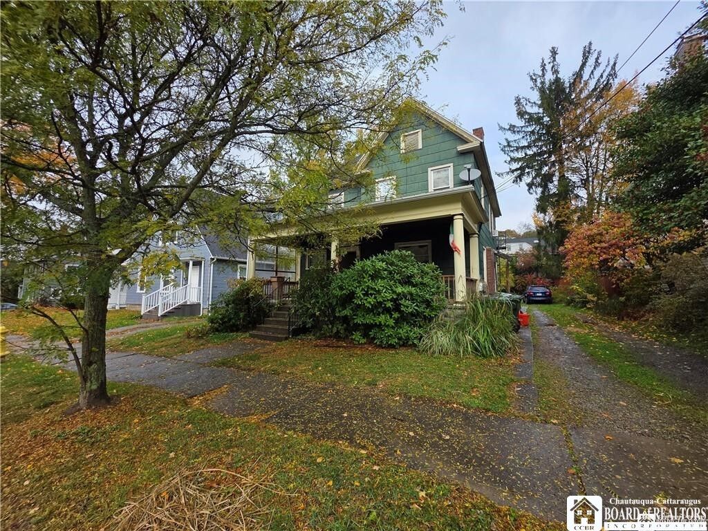 Property Photo:  329 Crossman Street  NY 14701 
