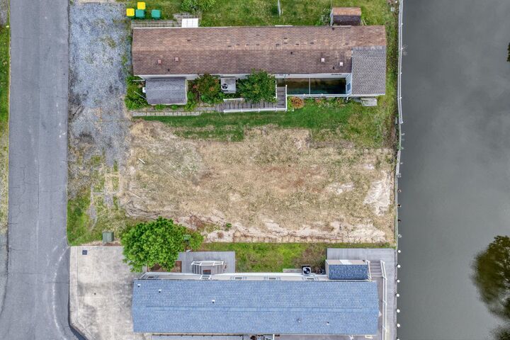 Property Photo:  37887 Swann Drive  DE 19975 