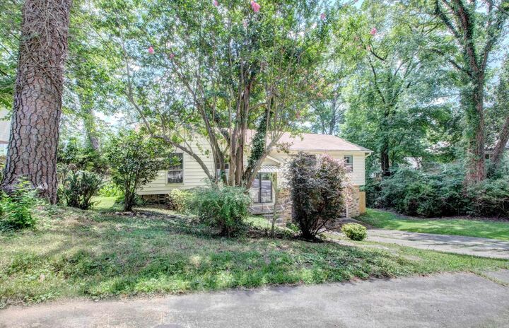 Property Photo: 5401 Western Hills Avenue AR 72204