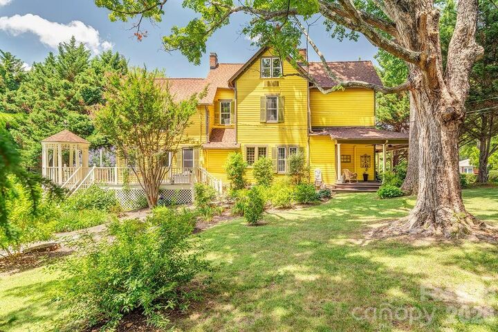 Property Photo: 42 Church Street NC 28787