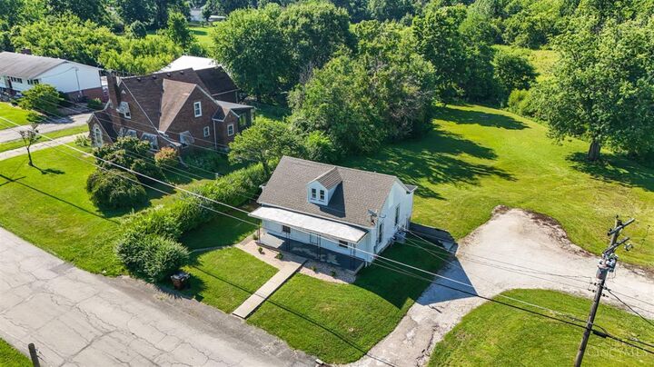 Property Photo: 525 W Ellis Street IN 47031