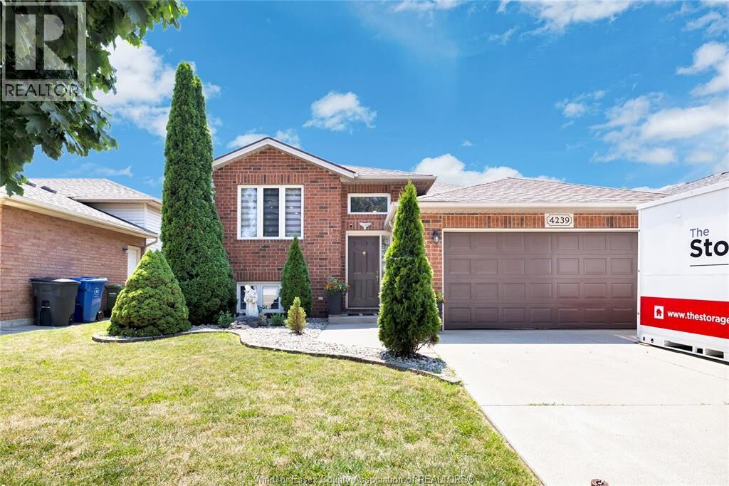 Property Photo:  4239 Marlo  ON N9G 2Y6 