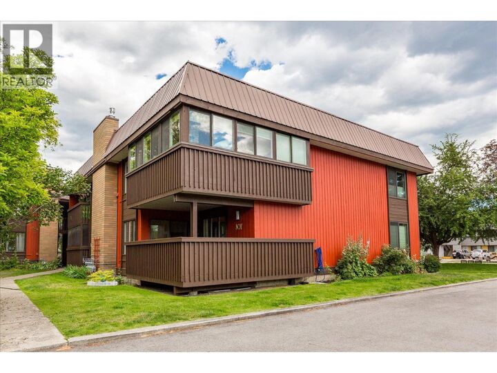 Property Photo: 1870 Parkinson Way 101 BC V1Y 8C9