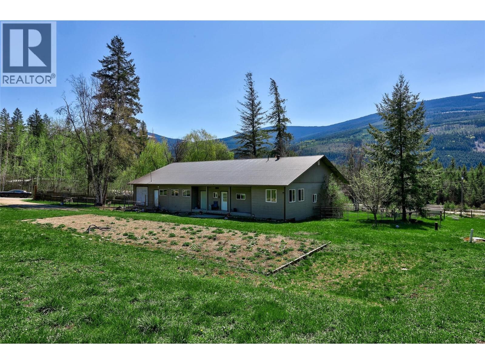Property Photo:  2405 Lloyd Road  BC V0E 1N1 
