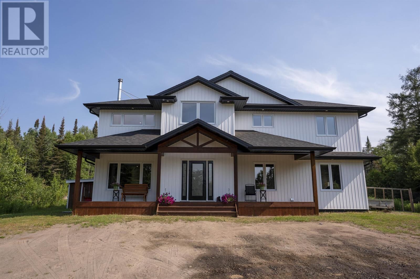 Property Photo: 1204 Lakeshore Dr ON P7A 0S4