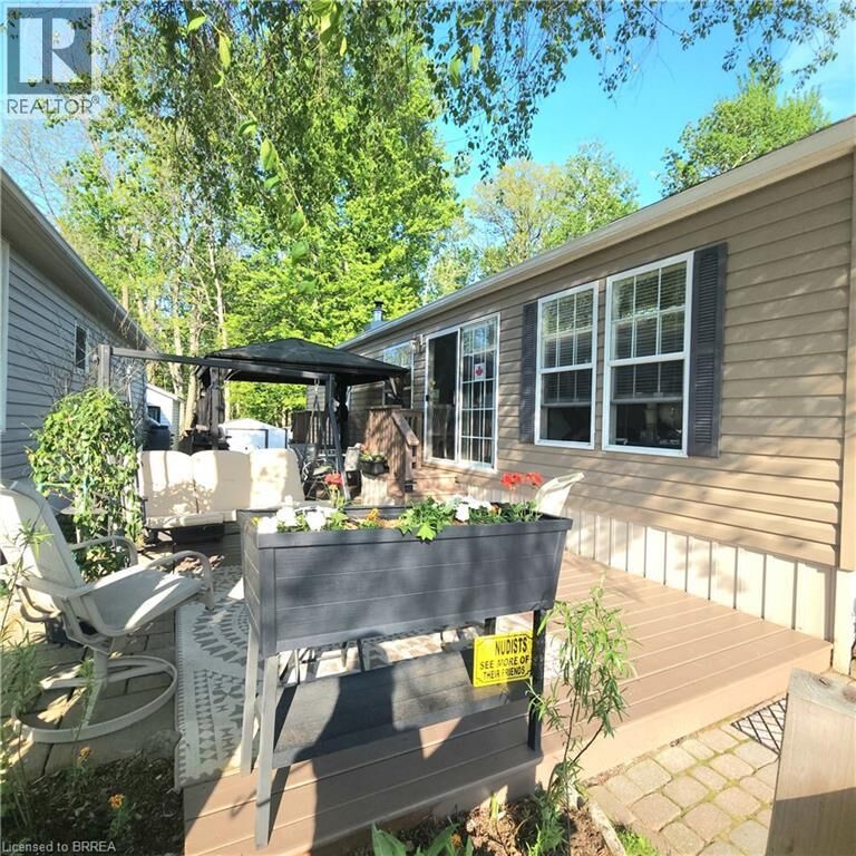 Property Photo:  128 Otto Lane  ON N0B 2J0 