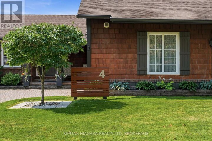 Property Photo: 4 Vista Drive ON L3E 0H8