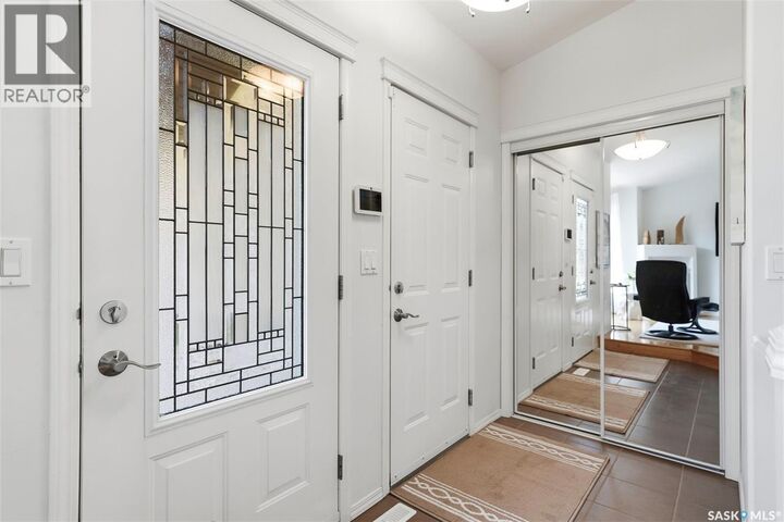 Property Photo: 418 Bayfield Crescent SK S7V 1E6