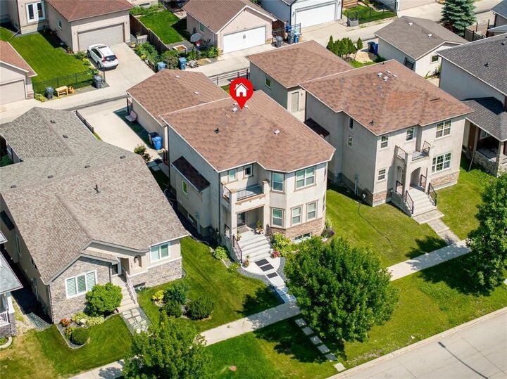 Property Photo: 163 Bridgeland Drive North MB R3Y 0B2