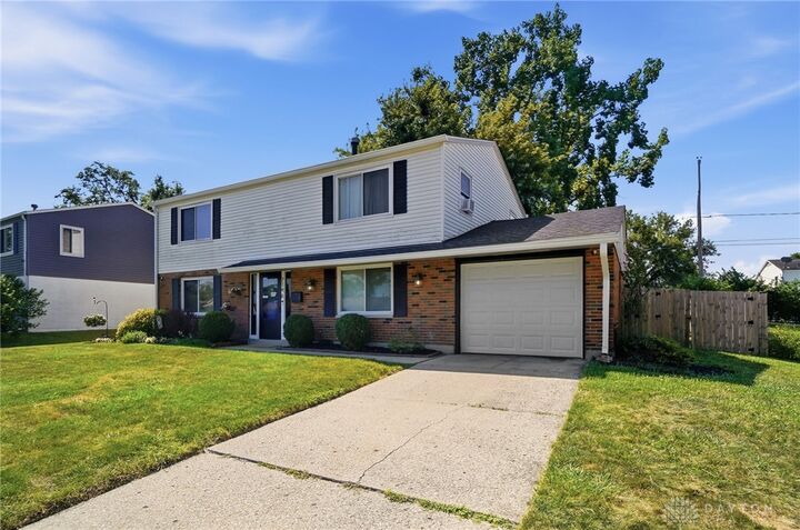 Property Photo:  7146 Mandrake Drive  OH 45424 