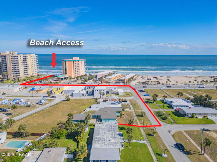 Property Photo:  135 Park Avenue  FL 32118 