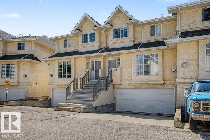 Property Photo: 2419 133 Avenue NW 39 AB T5A 5A5