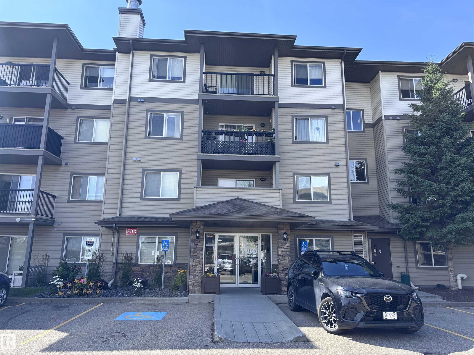 Property Photo:  1180 Hyndman Road NW 435  AB T5A 0P8 