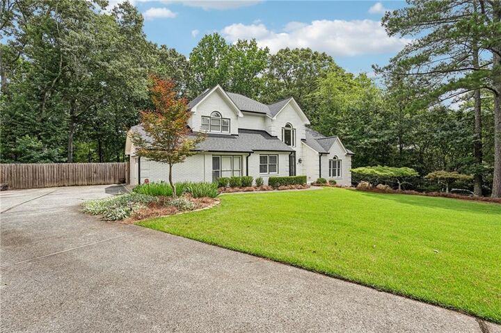 Property Photo:  5170 Forest Run Trace  GA 30022 