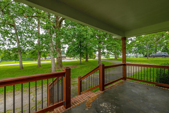 Property Photo: 9011 Pleasant Lane TN 37363