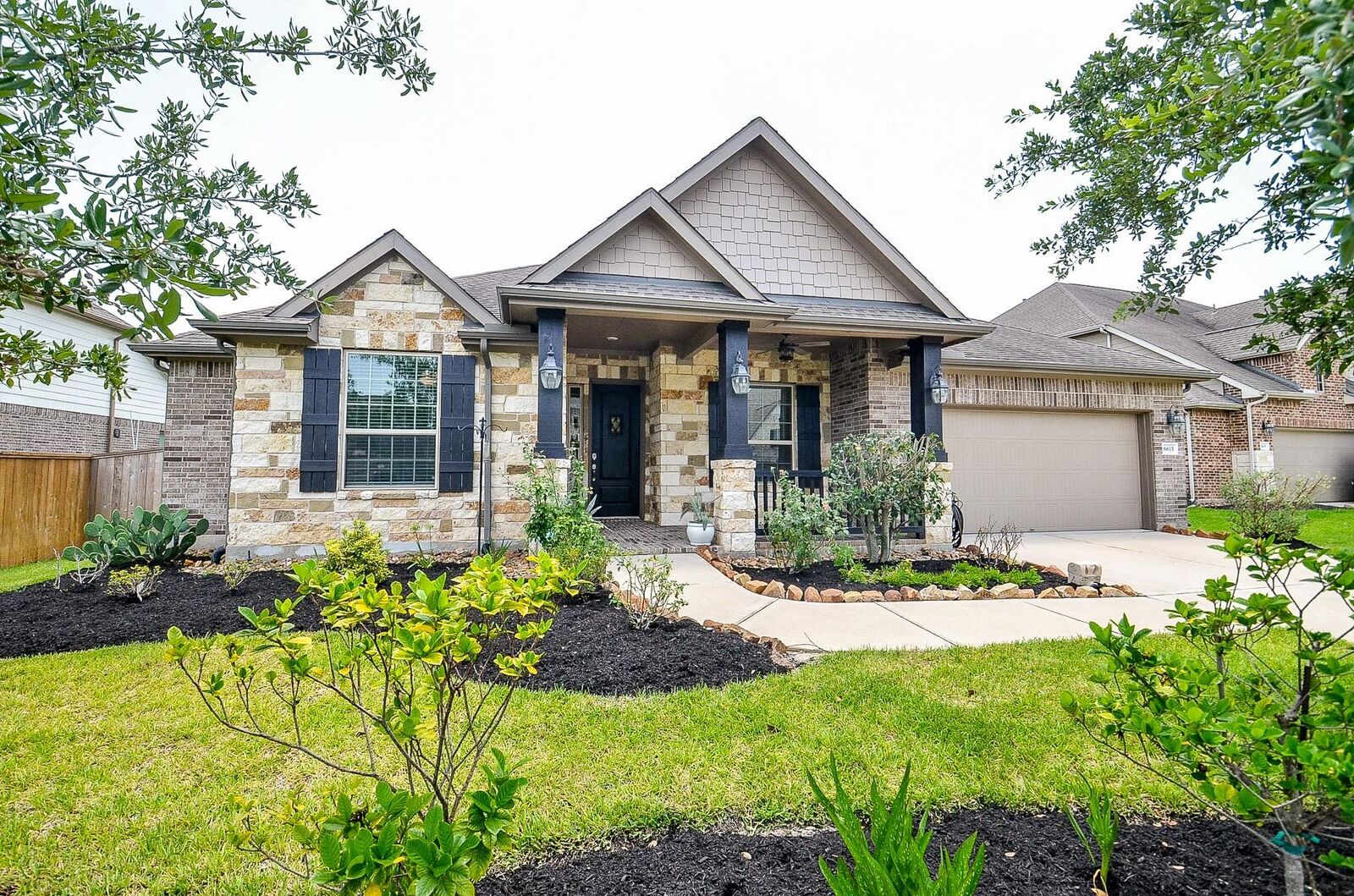 Property Photo: 6615 Windy Hills Lane TX 77493