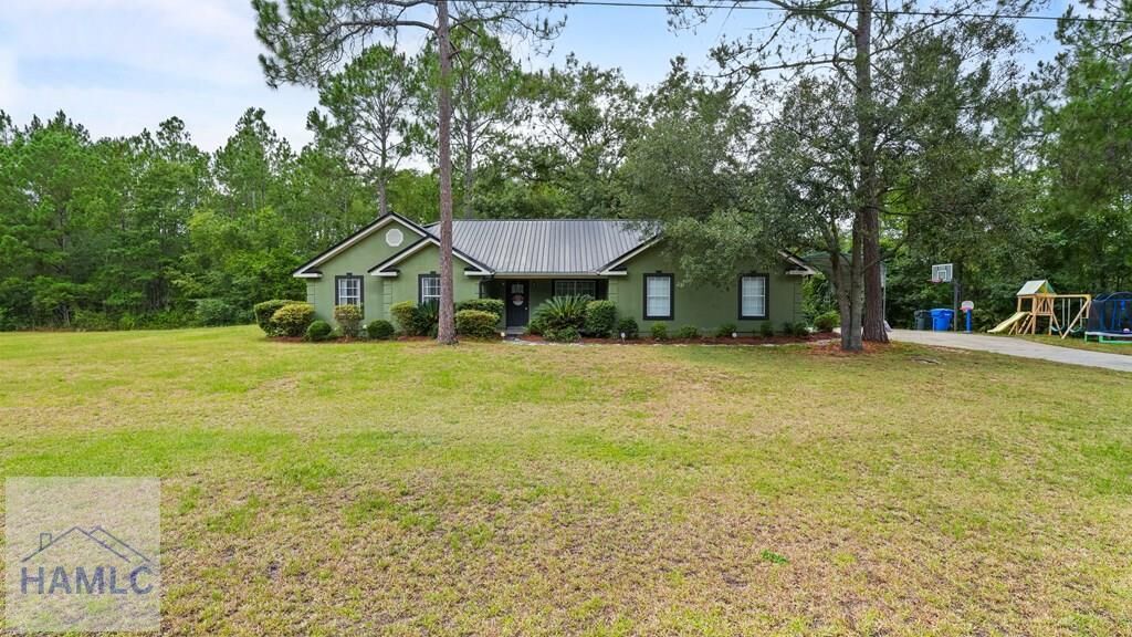 Property Photo:  120 Fawn Way  GA 31545 