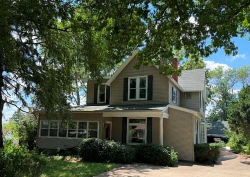Property Photo: 701 Mill Street MO 64470