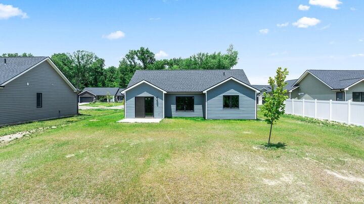 Property Photo:  860 Lagonda Trail  IN 46818 