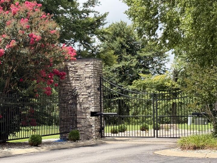 Property Photo: 129 Wedge Way KY 42642