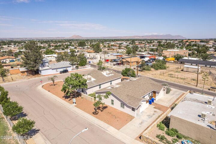 Property Photo:  705 Cactus 1 &Amp 2  NM 88001 