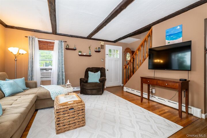 Property Photo: 40 Florence Avenue NY 10522