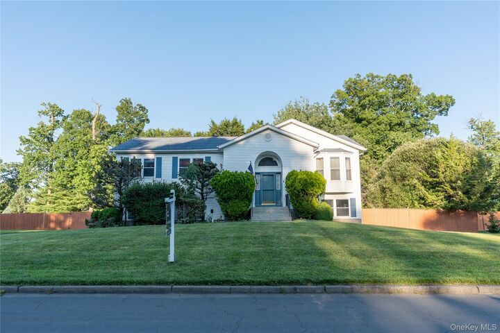 Property Photo:  3 Aron Court  NY 10977 