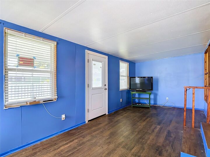 Property Photo:  39032 Ola Avenue  FL 33542 