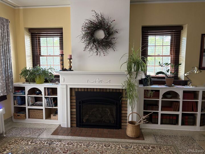 Property Photo:  613 N 2nd Avenue  WI 54534 