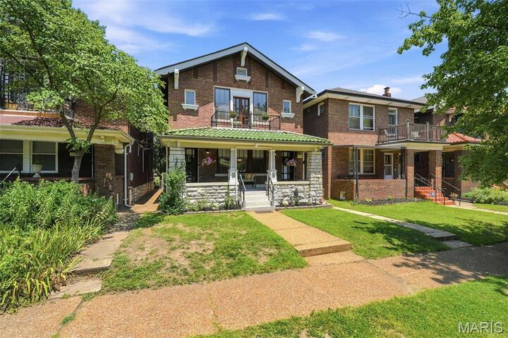 Property Photo: 4995 Tholozan Avenue MO 63109