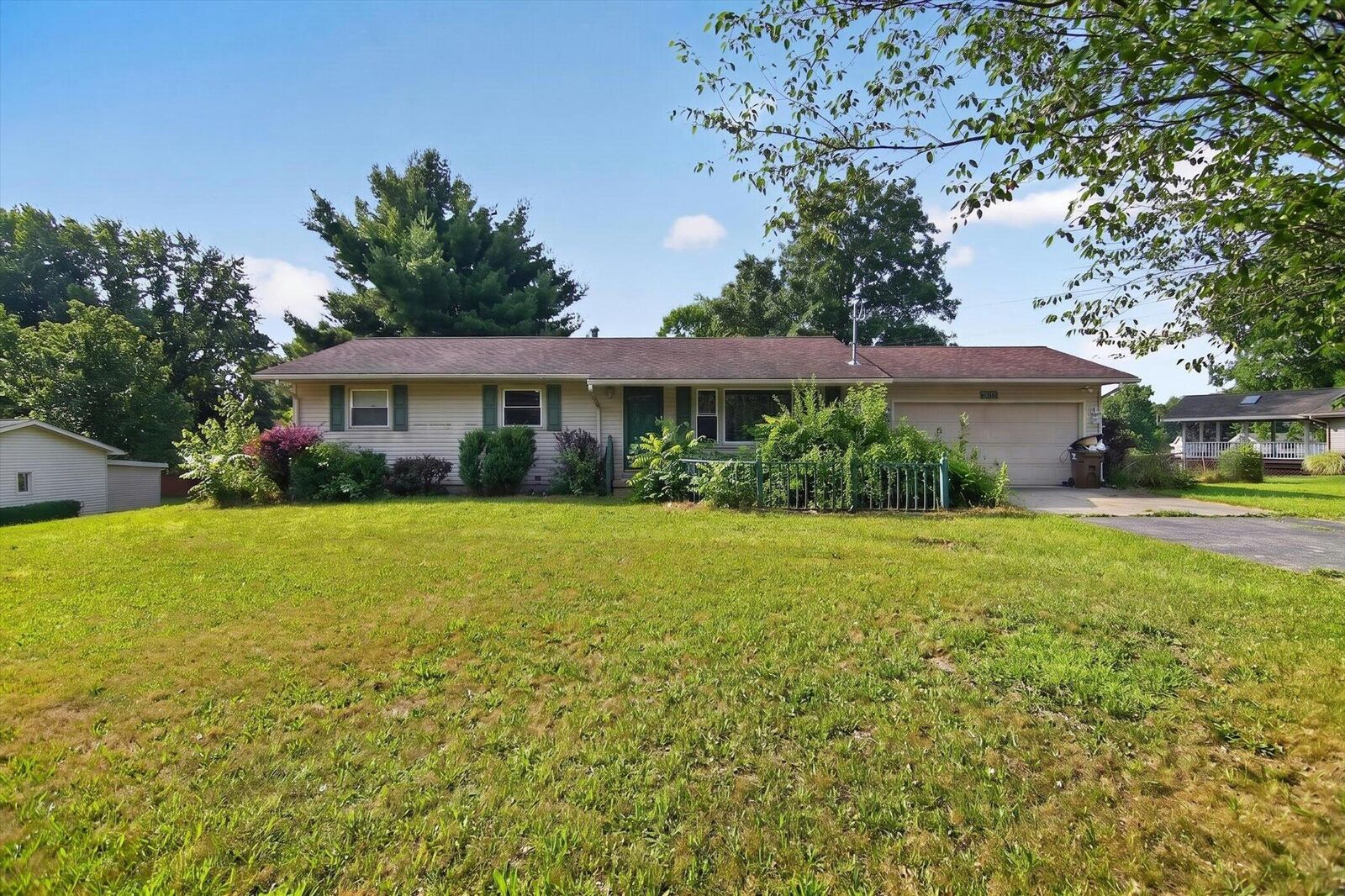 Property Photo: 3015 John Glenn Drive MI 49201