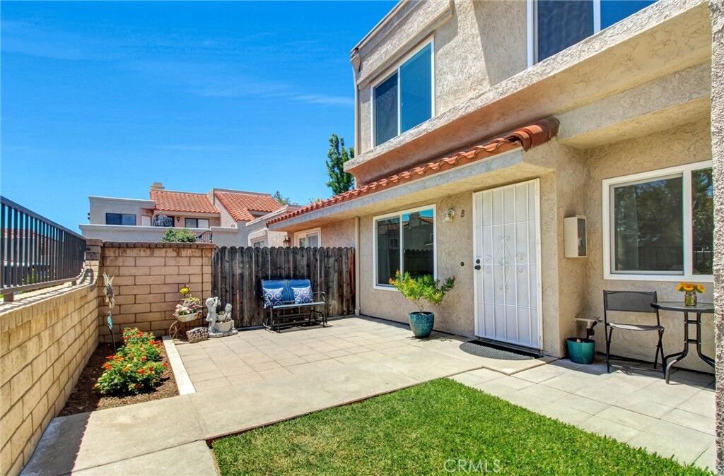Property Photo: 6948 Doheny B CA 91701