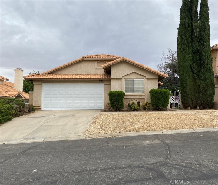 Property Photo:  12353 Bridgewood Lane  CA 92395 