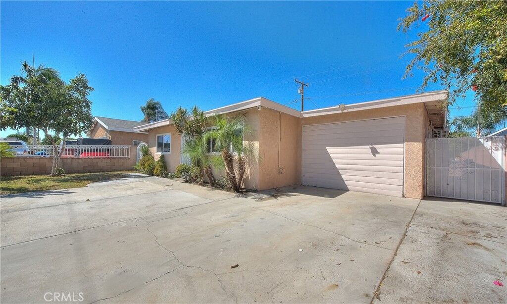 Property Photo:  12127 Cedarvale  CA 90650 