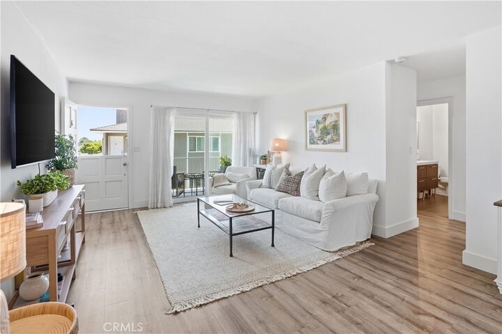 Property Photo: 1228 Rutland 6 CA 92660