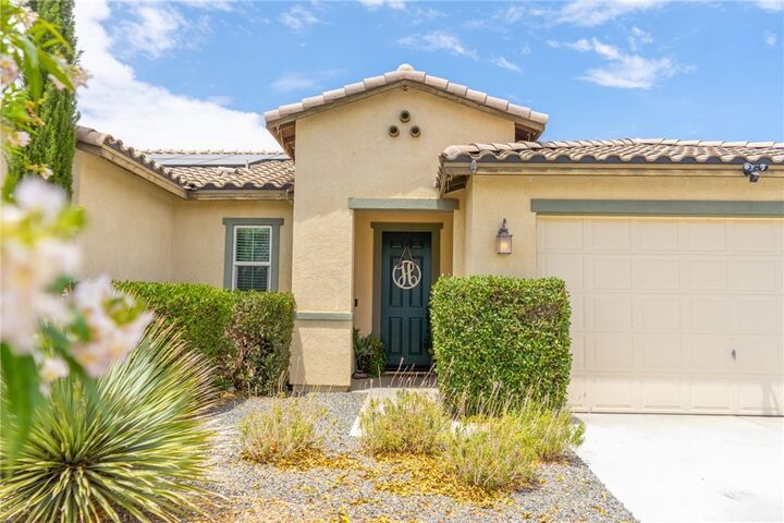 Property Photo:  14280 Onowa  CA 92394 