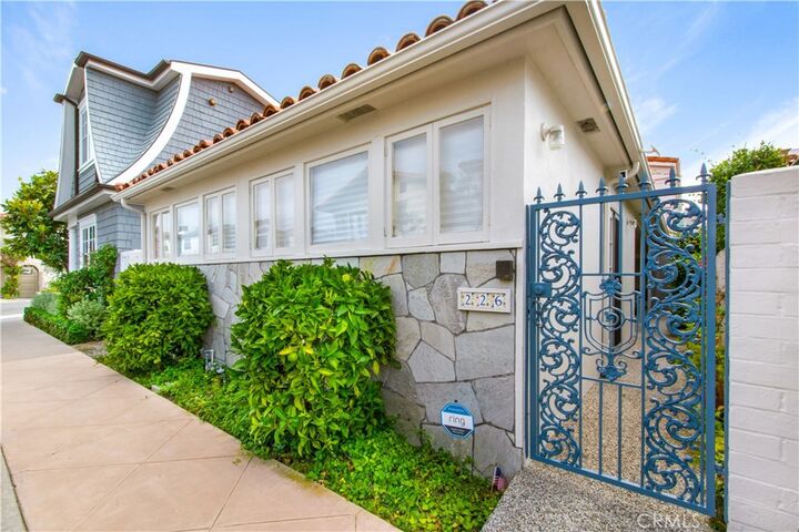 Property Photo: 226 Via Koron CA 92663