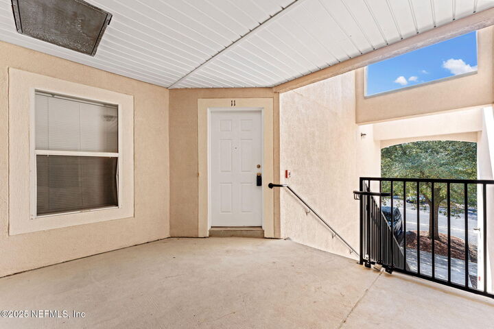 Property Photo: 5201 Playpen Drive 8-11 FL 32210
