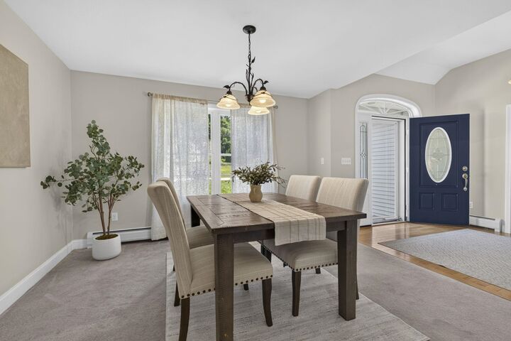 Property Photo:  9 Rae Brook Road  NH 03106 