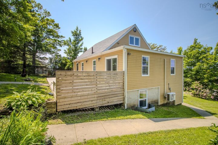 Property Photo:  587 Kings Road  NS B1S 1B8 