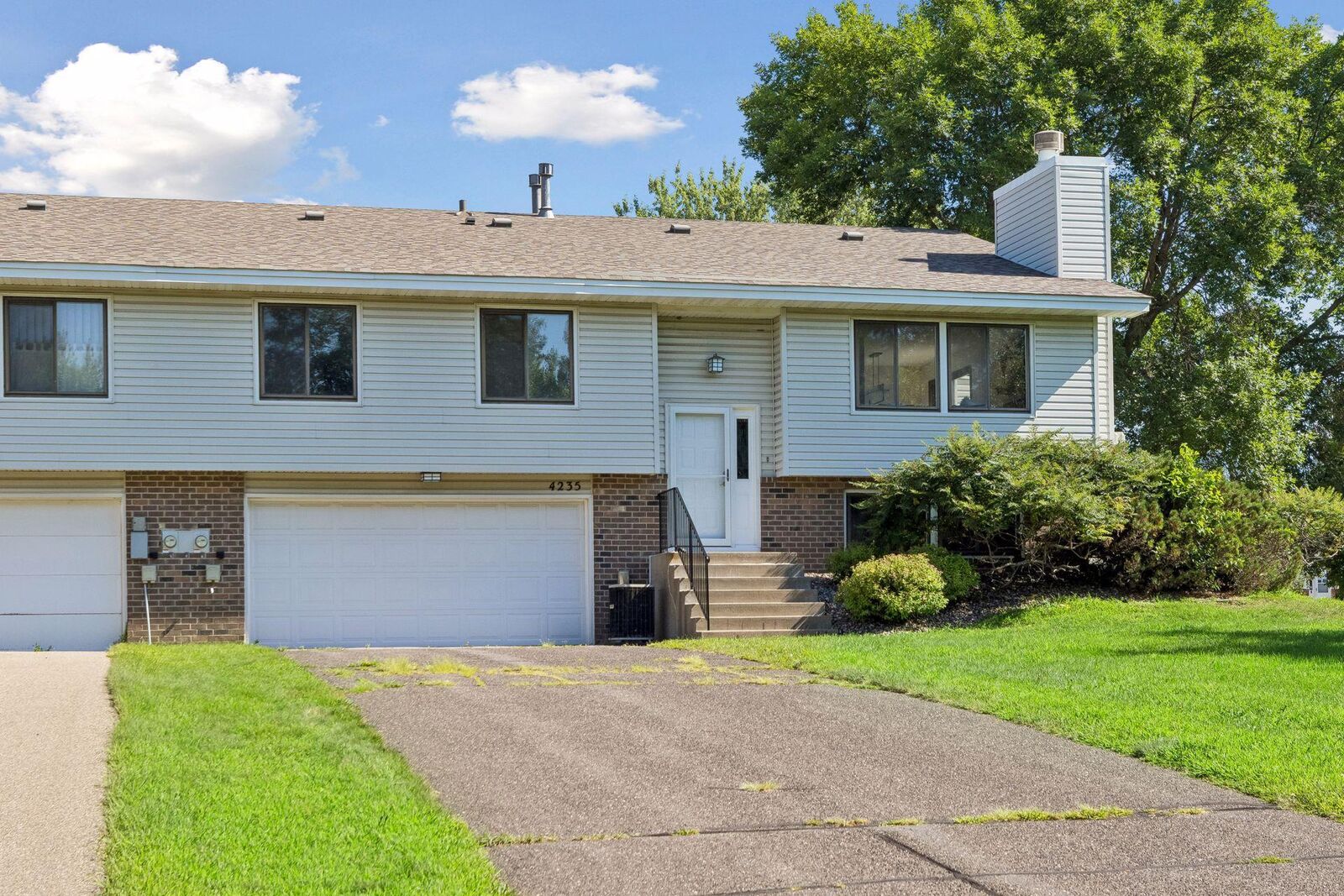 Property Photo: 4235 Bridgewood Terrace MN 55127