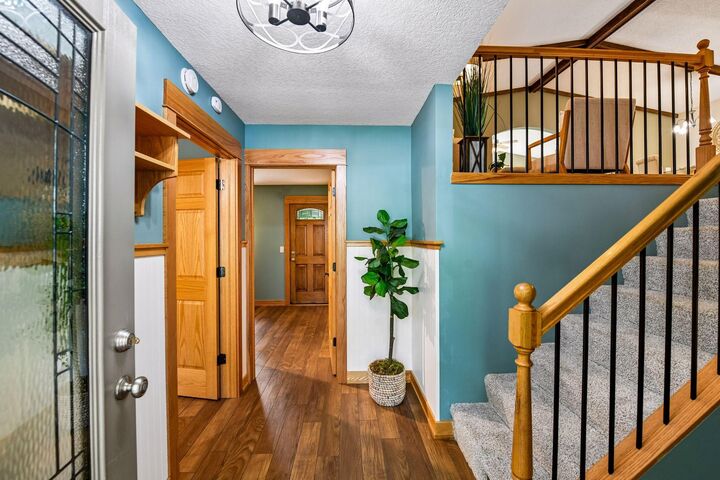 Property Photo:  6527 Meadowlark Lane N  MN 55369 