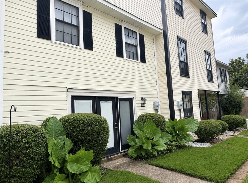 Property Photo: 1401 Oden Street 13 LA 71104