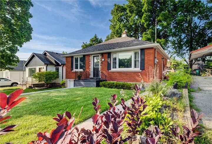 Property Photo: 55 Rex Drive ON N2M 4A1