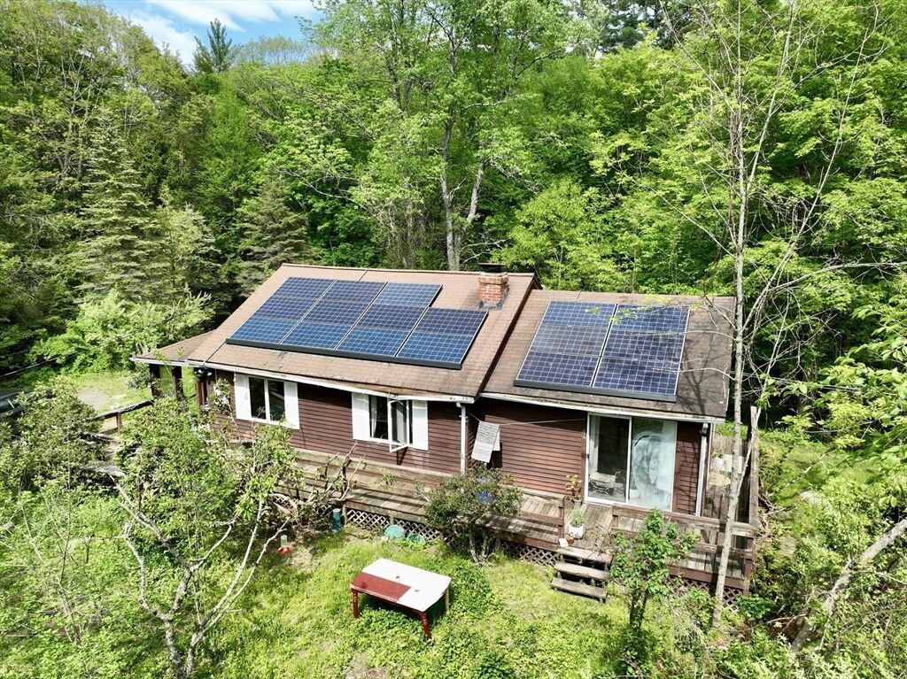 Property Photo: 509 Williamsburg Rd MA 01341