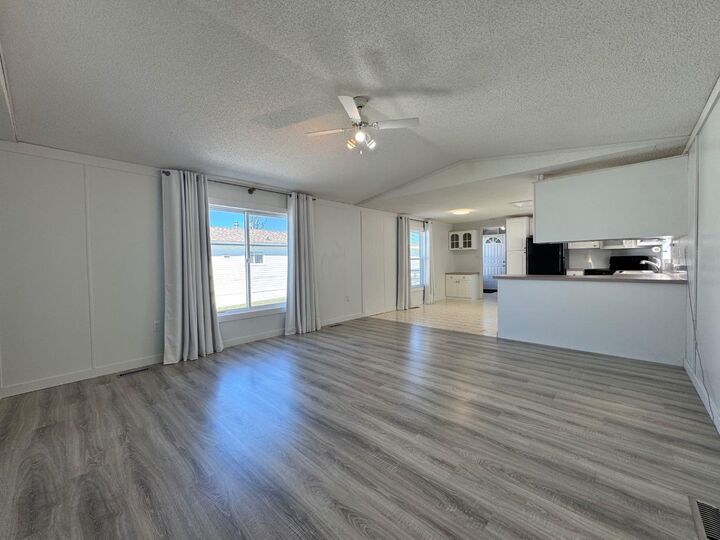 Property Photo:  529 Stewart Street  AB T8W 5K5 